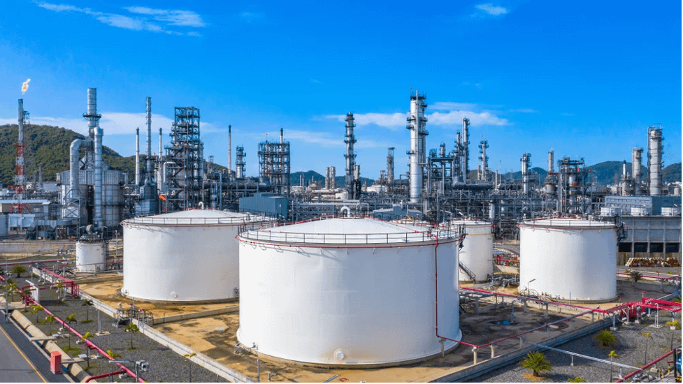 Oil Refineries and Petrochemical Plants - Oil refineries fuel and allow the production of most of our everyday goods.